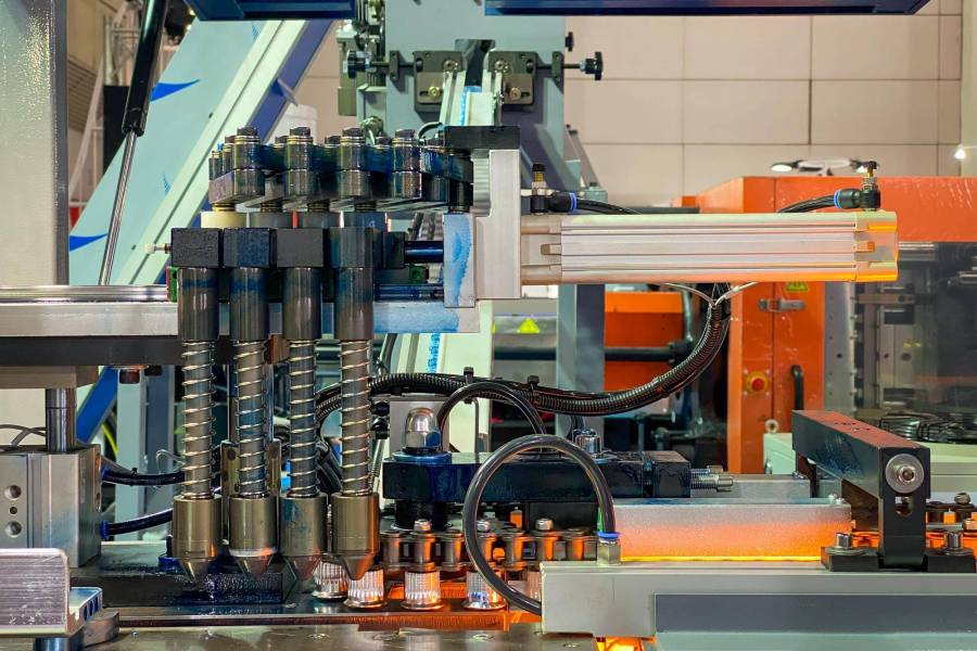 Milacron elektryczne wtryskarki umożliwiają rozszerzenie linii produkcyjnej